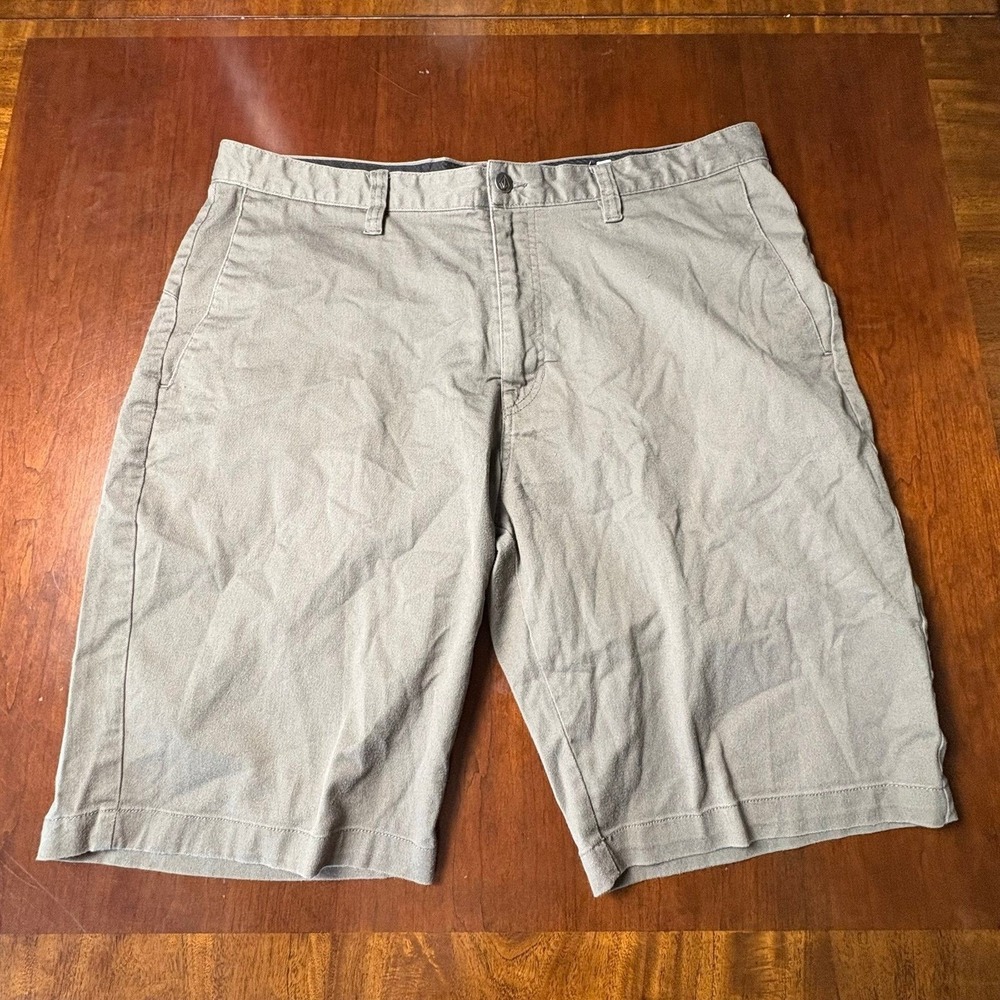 Volcom Chino Shorts Gray Size‎ 38